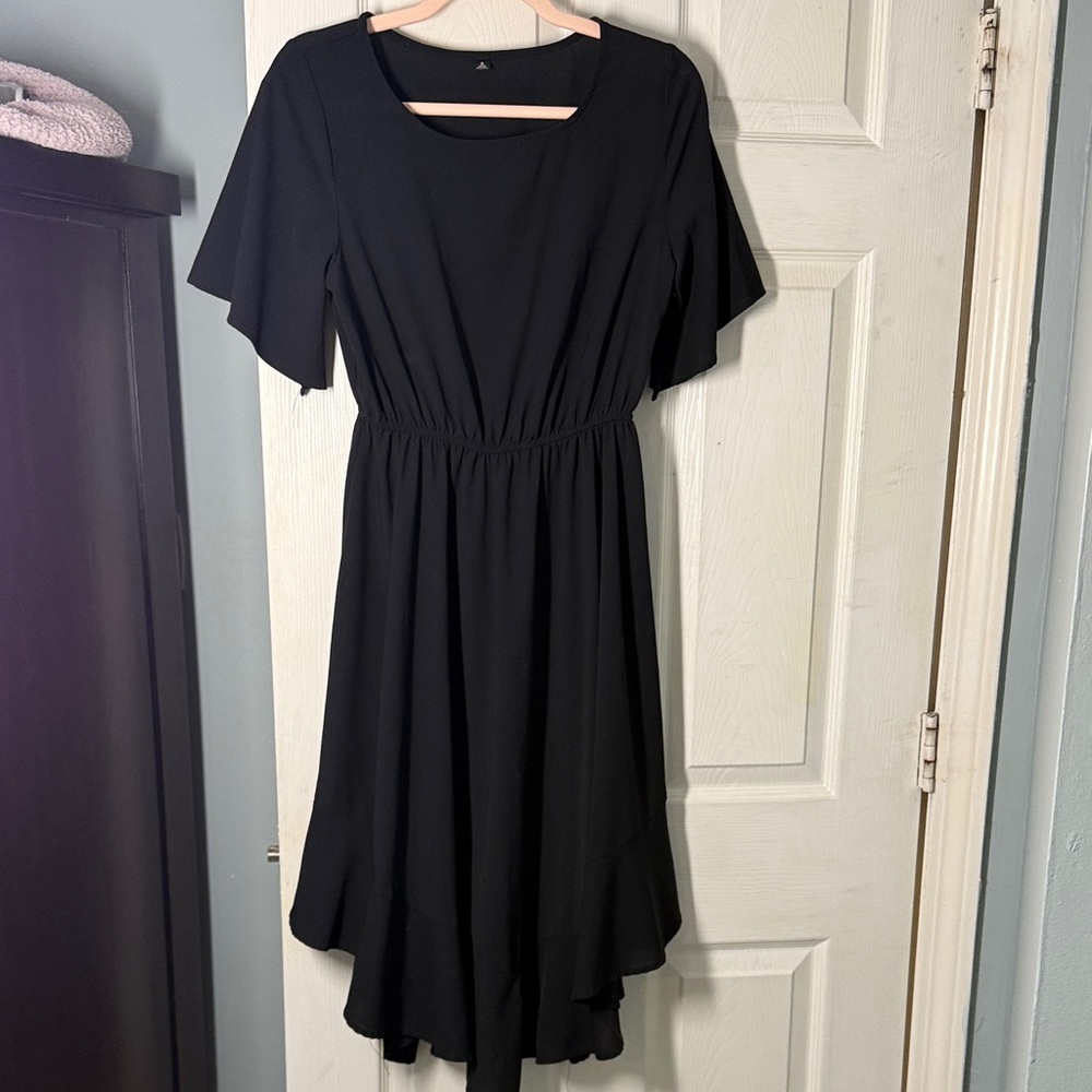 Black Short-Sleeve Midi Dress - Classic Women’s Dress
